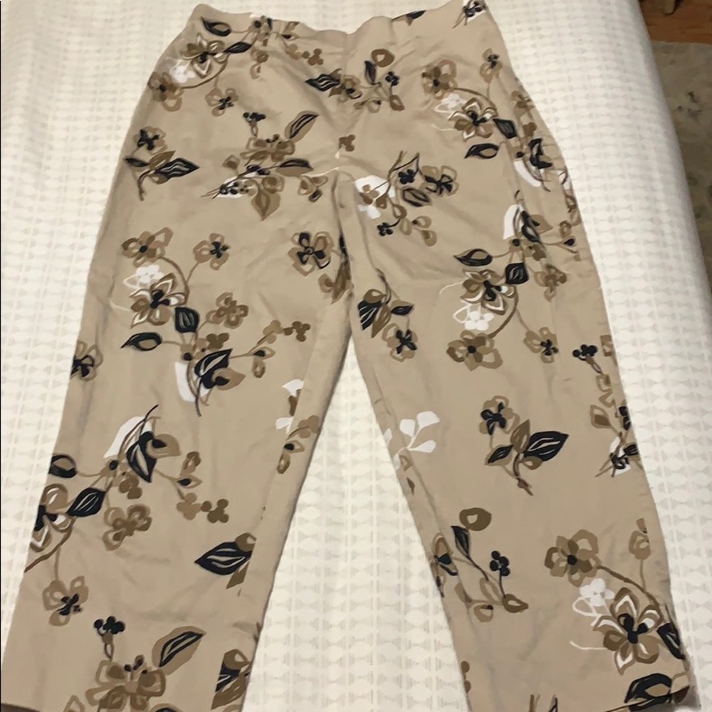 High waisted capris
